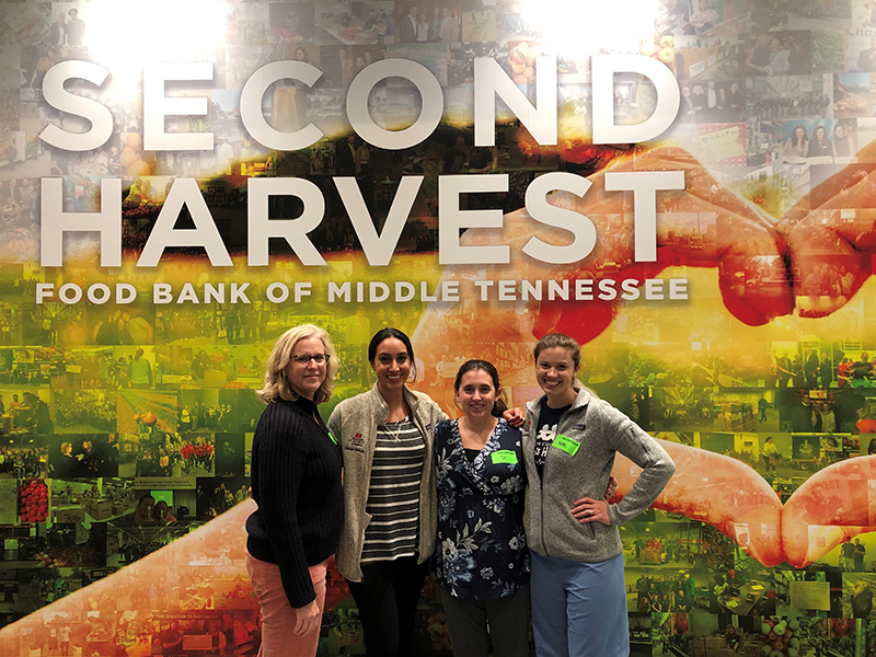 Community Members Visits Second Harvest Food Bank